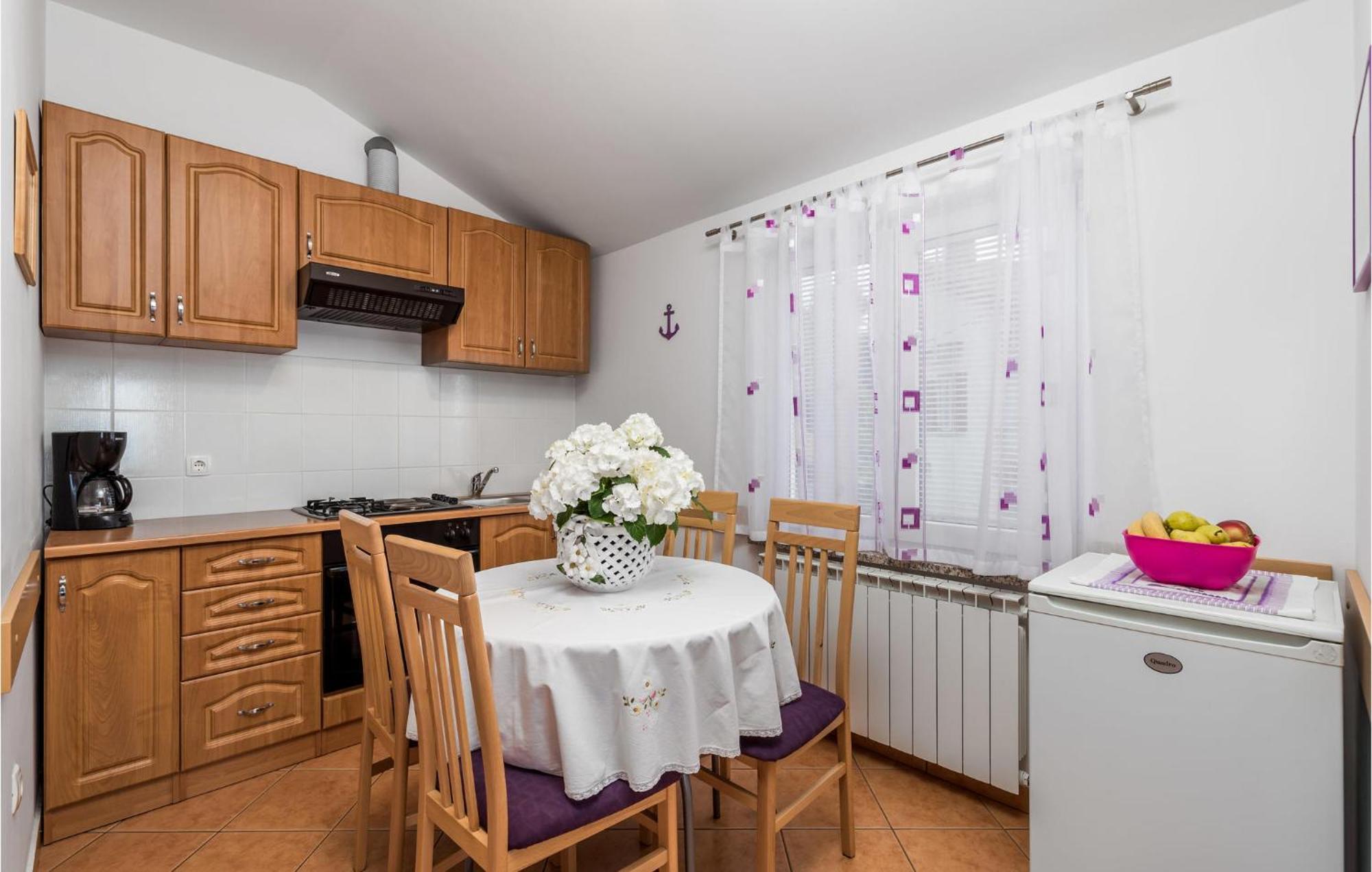 2 Bedroom Beautiful In Apartman
